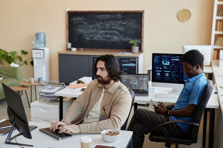 Sustainable Tech Solutions for a Greener